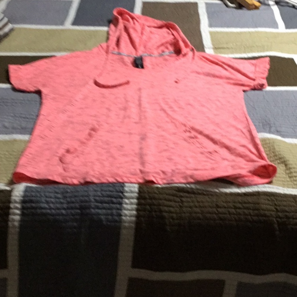 Women’s Coral & Black RBX Top - Size Small - In Excellent Condition. - Picture 2 of 5